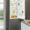 Встраиваемый холодильник LIEBHERR SBS 33I2